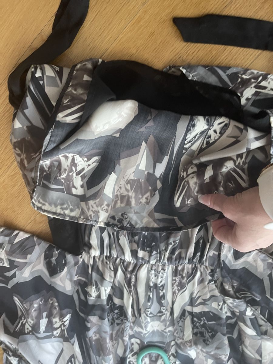 Vestiti: Kleid Elegant / Top Gr. M, schwarz/weiss, Single – Usato da Rüschlikon venduto da Lajniii 7