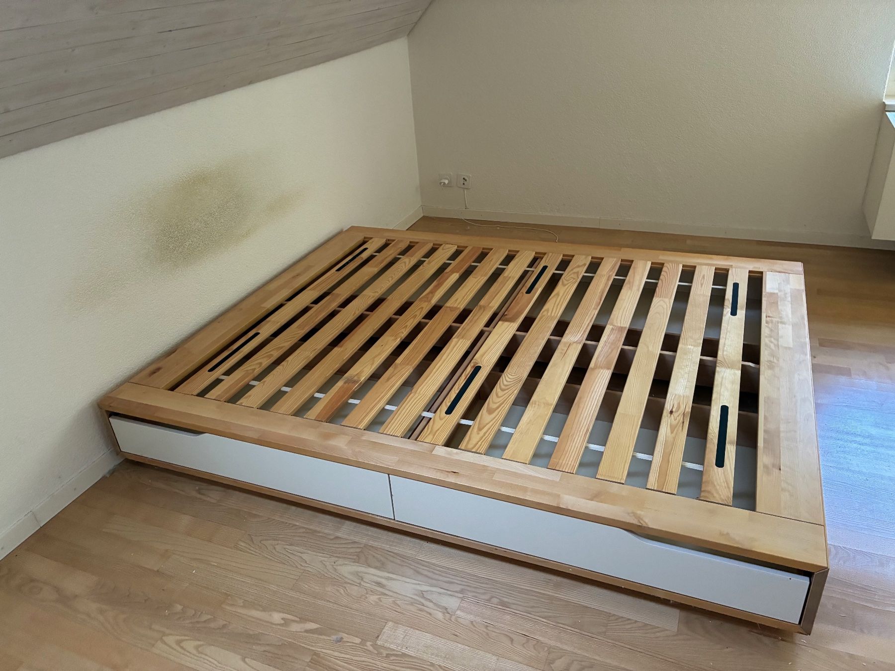 Ikea Betten: Ikea Malm Bettgestell mit Schubladen 160x200cm – Gebraucht aus Oberengstringen von Massimo_Villani 1