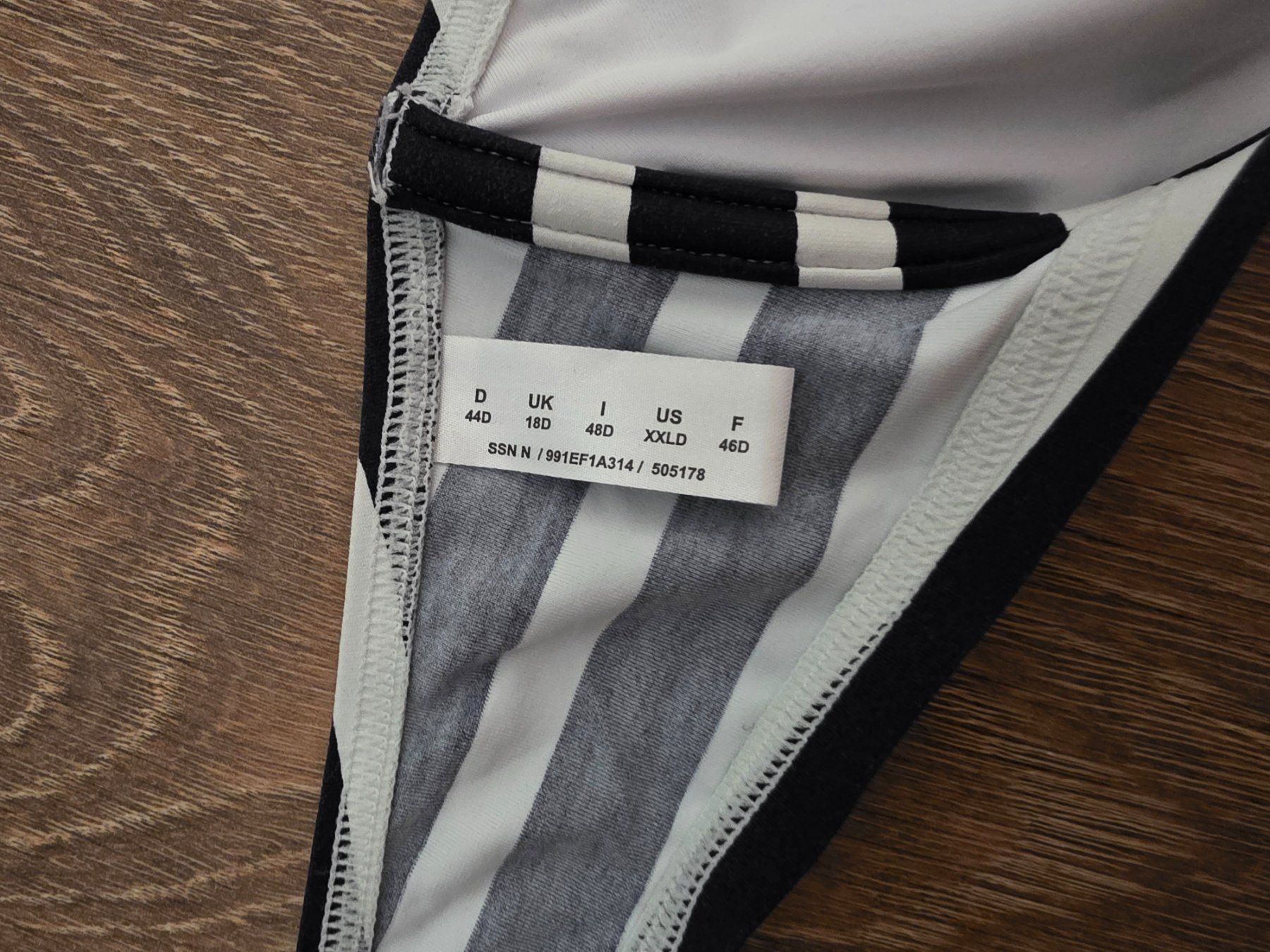Esprit Maillots de bain & Bikinis: Bikini Gr. 44D Esprit – D'occasion à Nebikon par Japostyle 2