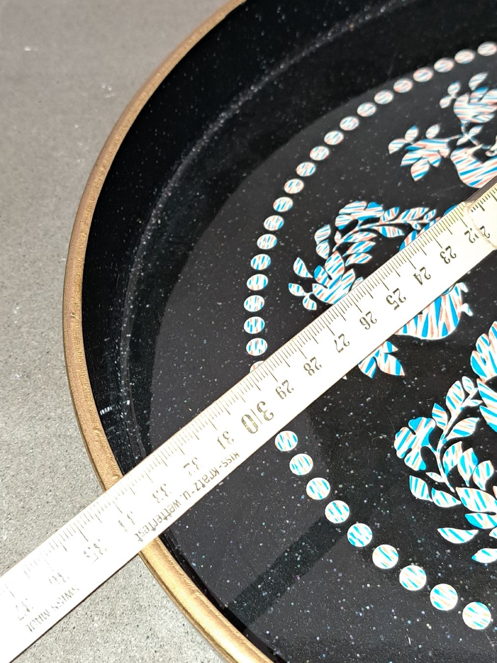 Piatti di portata: Antikes Tablett/Serviertablett mit Dekor Ø 32cm! – Usato da Kölliken venduto da Upcycling-by-Mc-TAM 5