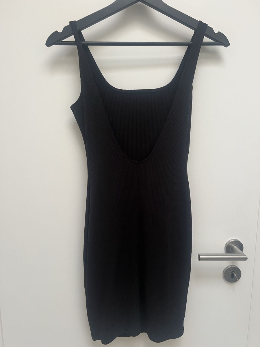 Robes: Schwarzes Forever 21 Kleid Grösse S – D'occasion à Wettswil par alstel24 1