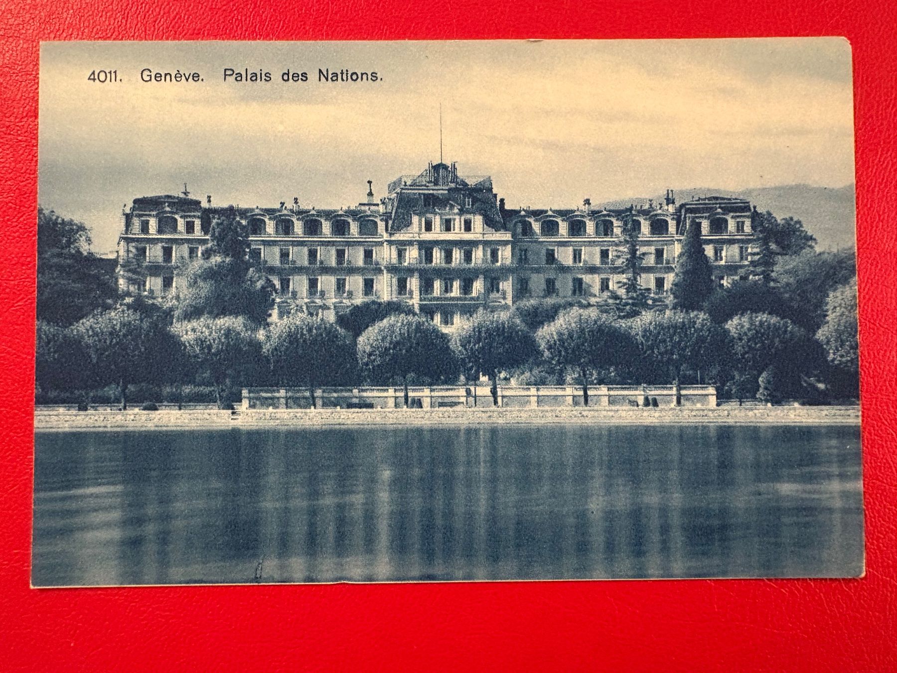 Cartoline postali: Genève / Palais des Nations – Usato da St-Légier-Chiésaz venduto da Theo006