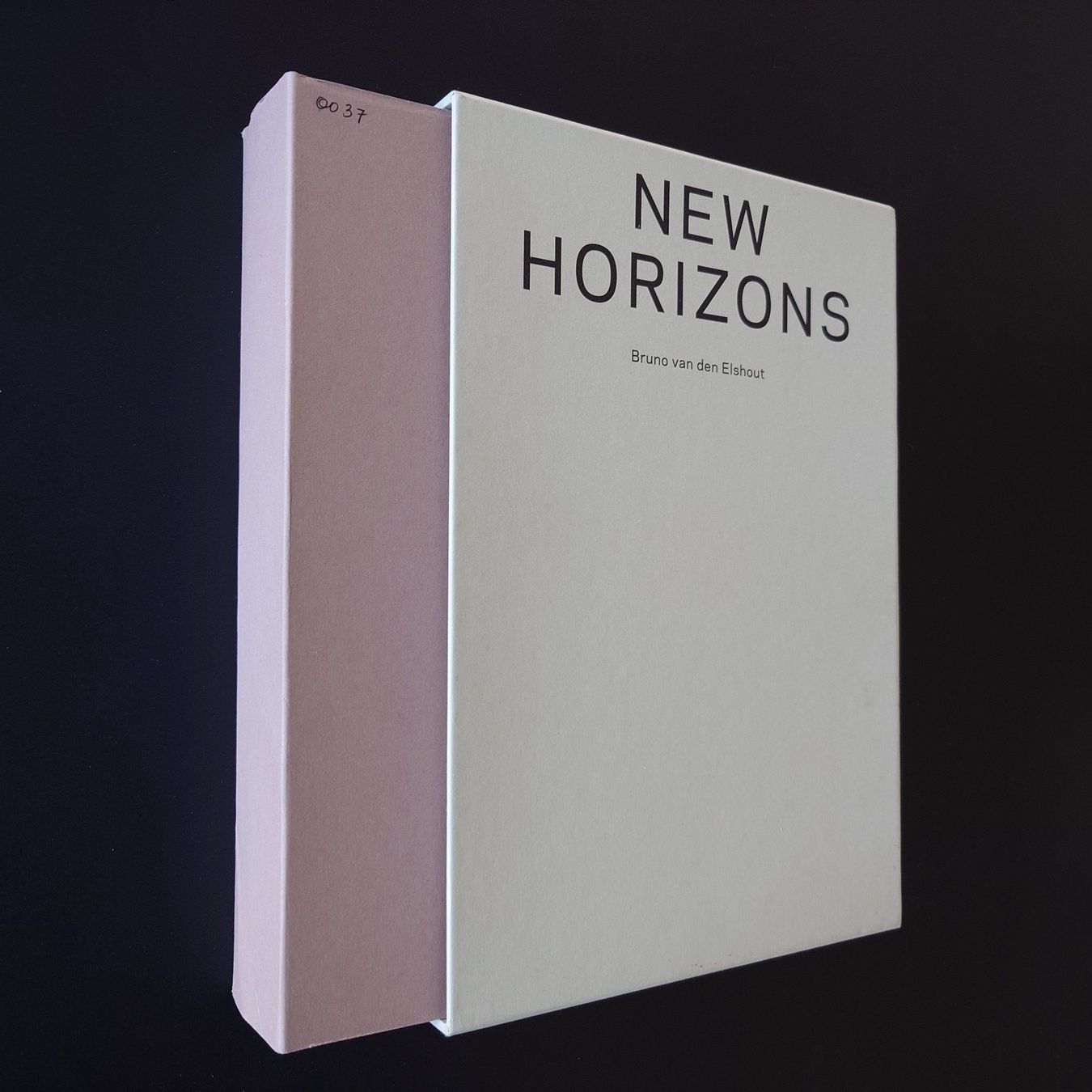 Bücher: NEW HORIZONS - Bruno van den Elshout. Limitet Edition. NEU – Neu (gemäss Beschreibung) aus Zürich von Rst7