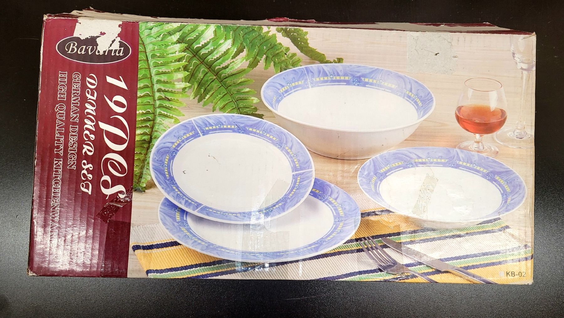 Set di piatti: Service de table 19 pièces Bavaria – Nuovo e nell'imballaggio originale da Châtelaine venduto da Vlad311