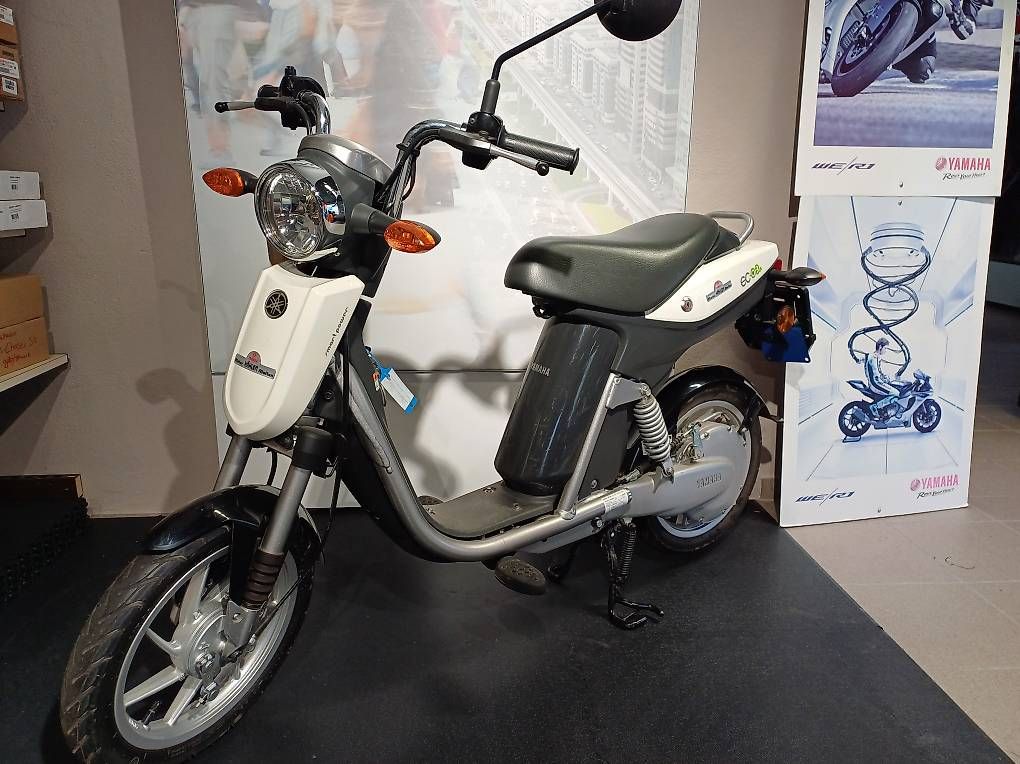 Yamaha Scooter: Yamaha Eco3 Elektroroller 45km/h – Usato da Matten(St.Stephan) venduto da Tj_Inside 1