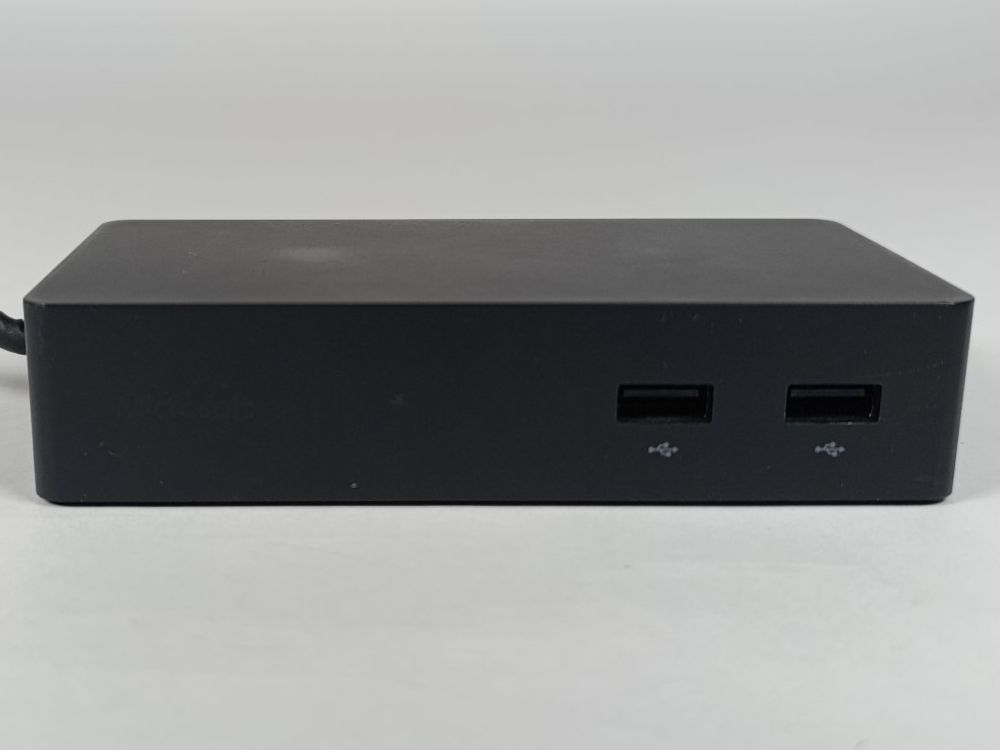 Microsoft Docking station: Docking station 1661 + alimentation pour Microsoft – Usato da Thielle venduto da Plusvalue_Neuchatel 4