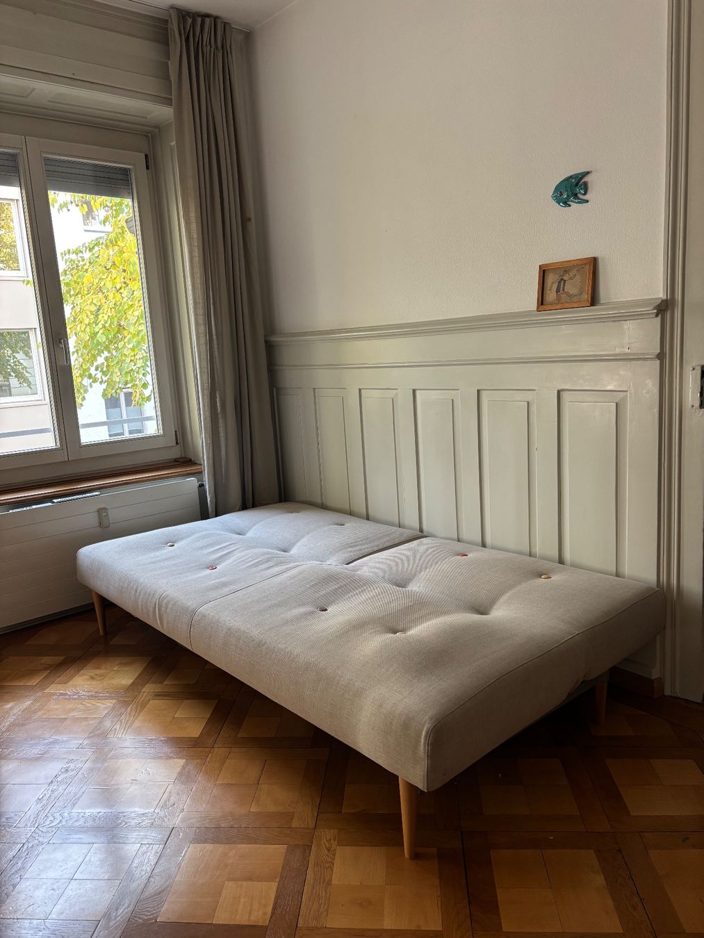 Divani: Schlafsofa beige mit Knopfheftung – Usato da Zürich venduto da Hannah.hue 2