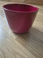 Rot Blumenschale Übertöpf