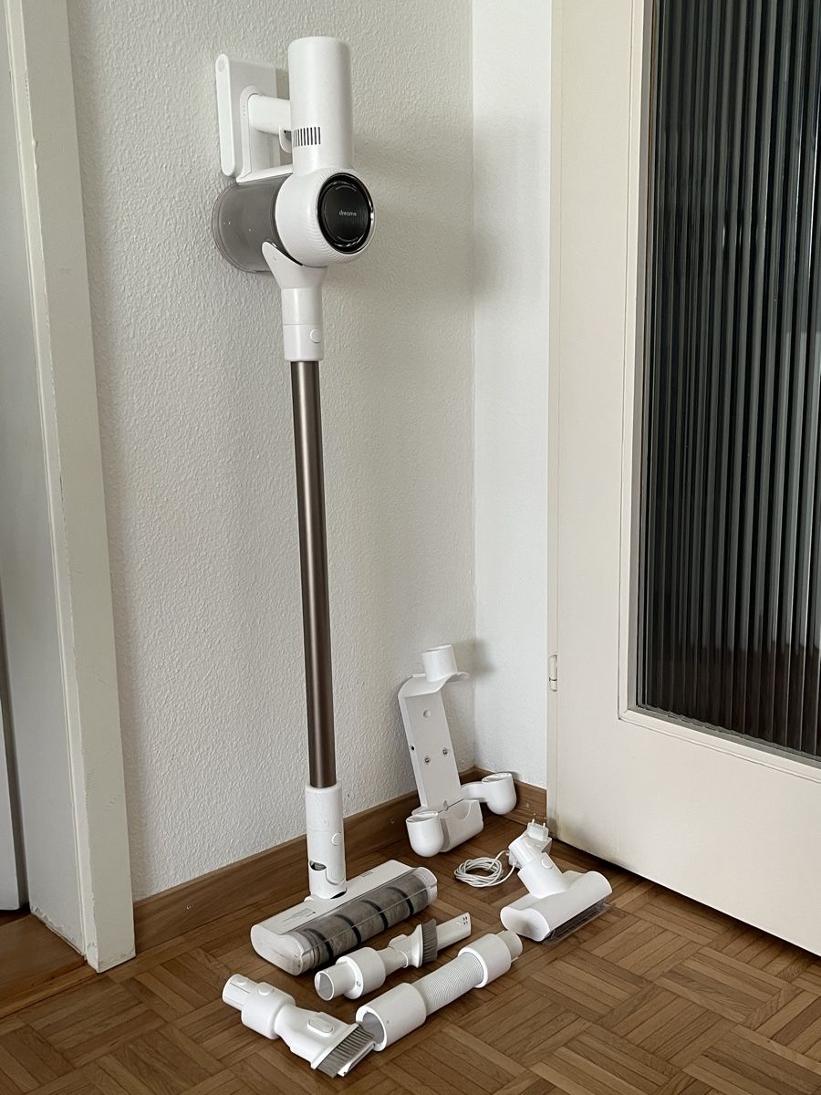 Xiaomi Aspirapolveri & Accessori: Xiaomi Dreame V10 Pro Akkustaubsauger – Usato da Dielsdorf venduto da RetroMeister