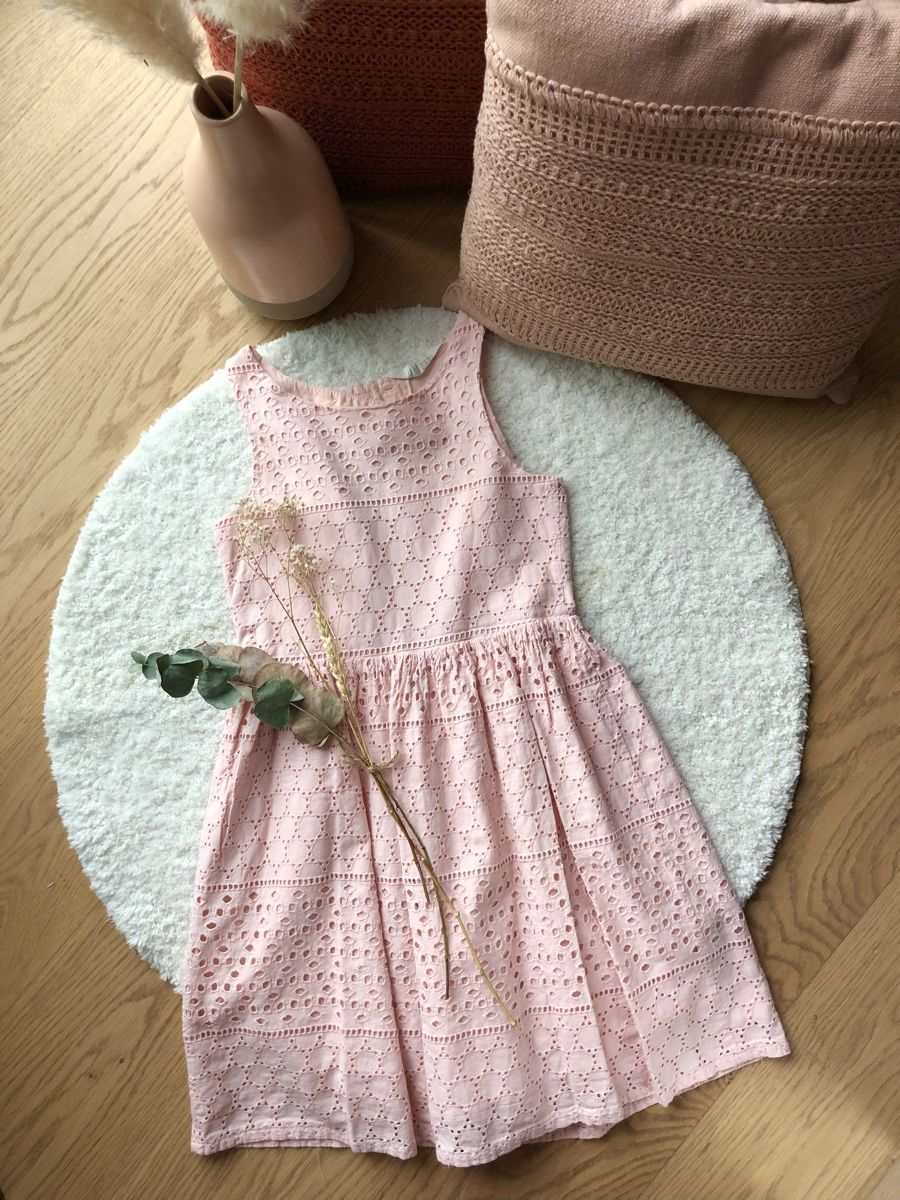 H&M Vestiti & Gonne: Mädchenkleid Sommer, Madeira Spitze, Gr. 140 – Usato da Obfelden venduto da dafae 2