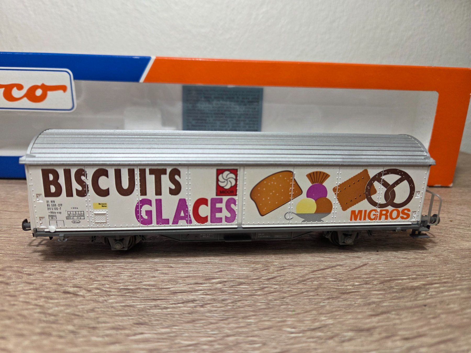 Roco Modelleisenbahnen: Roco 44067 Güterwagen Migros SBB H0 – Gebraucht aus St-Aubin-Sauges von Lo_Go 1