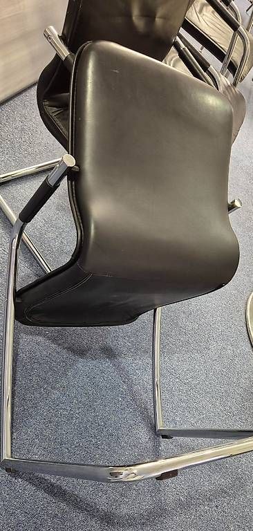 Züco Stühle: ZÜCO Stühle Freischwinger 5 Stück – Gebraucht aus Zürich von tppx 2