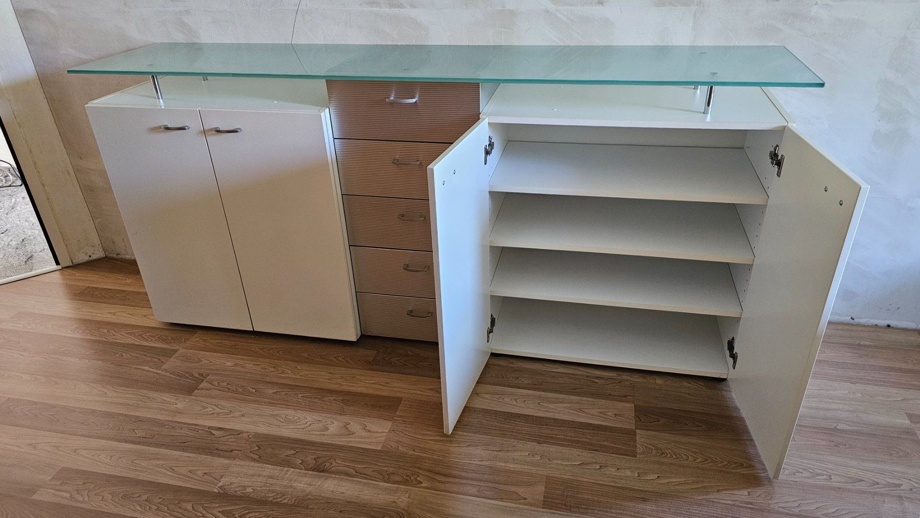 Micasa Kommoden: Sideboard mit Glasplatte – Gebraucht aus Münchenstein von Thomi61 4