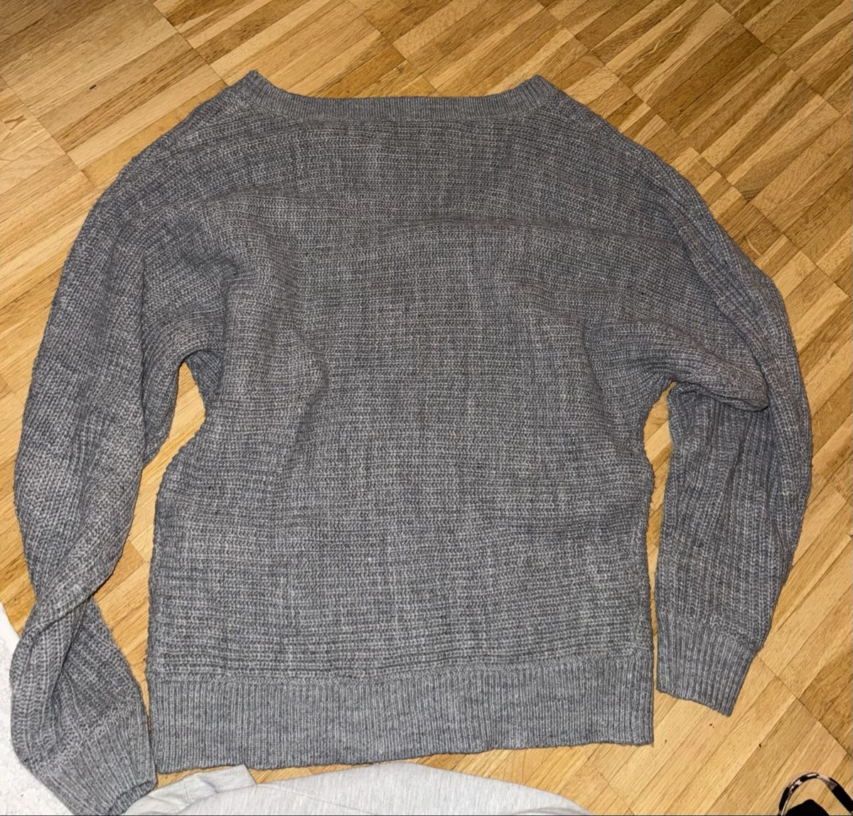 Pullover & Sweatshirts: Strickpullover  – Gebraucht aus egerkingen von cin_vqn7 2