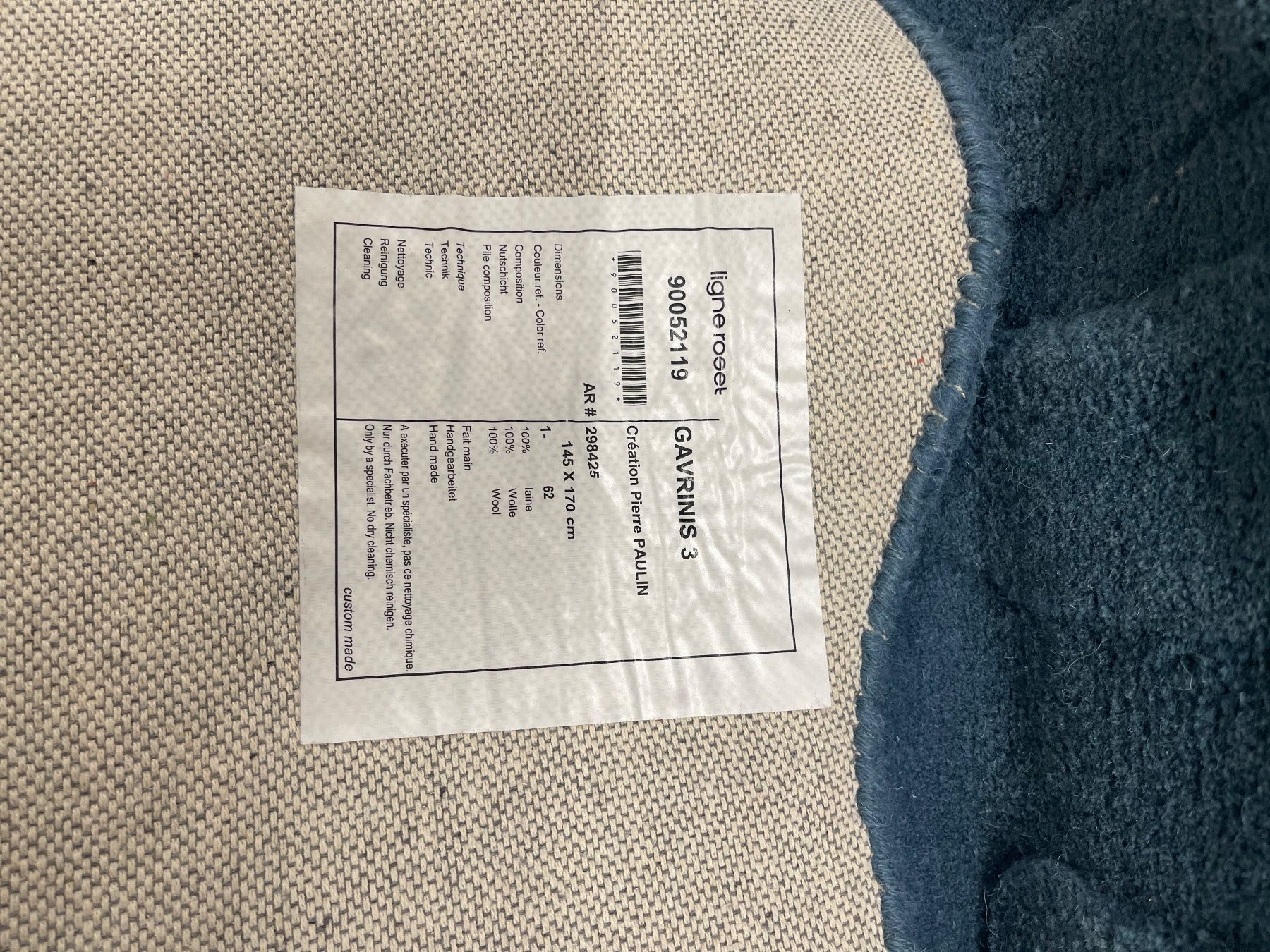 Minotti Tappeti: Ligne Roset Gavrinis 2800.- Fr – Nuovo (secondo la descrizione) da Zollikerberg venduto da Atelier108 5