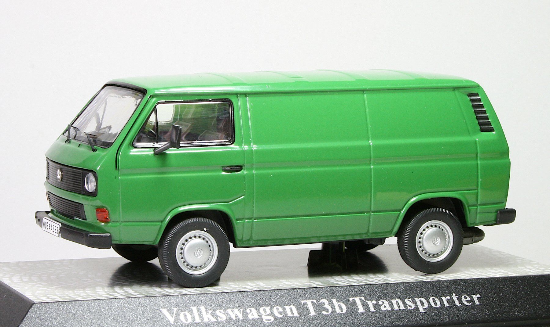 Volkswagen Modellautos: Premium Classixxs 1:43, VW T3b Transporter – Neu und originalverpackt aus Elsau von Peekay8 6