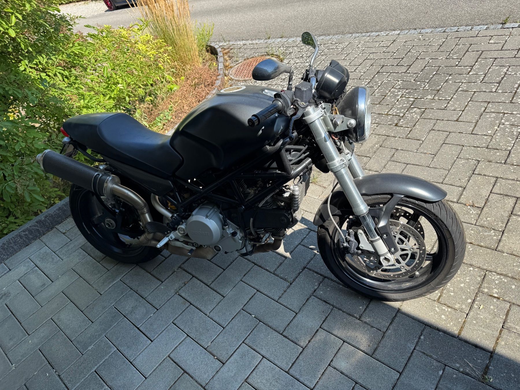 Ducati Route: Ducati Monster S2RDark – D'occasion à Gansingen par esc_6tjw 8
