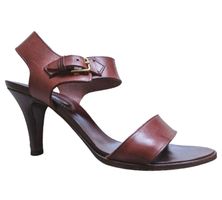 YVES SAINT LAURENT : Elégantes sandales en cuir fauve 39.5