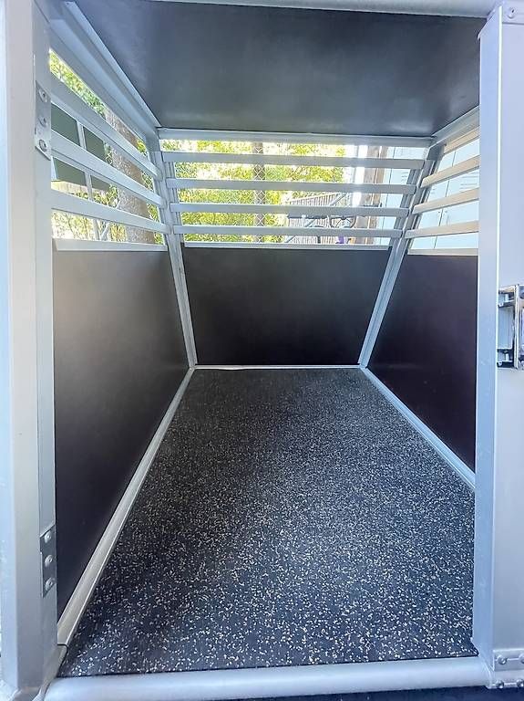 Gabbie, trasporto & Sicurezza: Wertige Hundebox  – Usato da Kleinbösingen venduto da gnomus 4