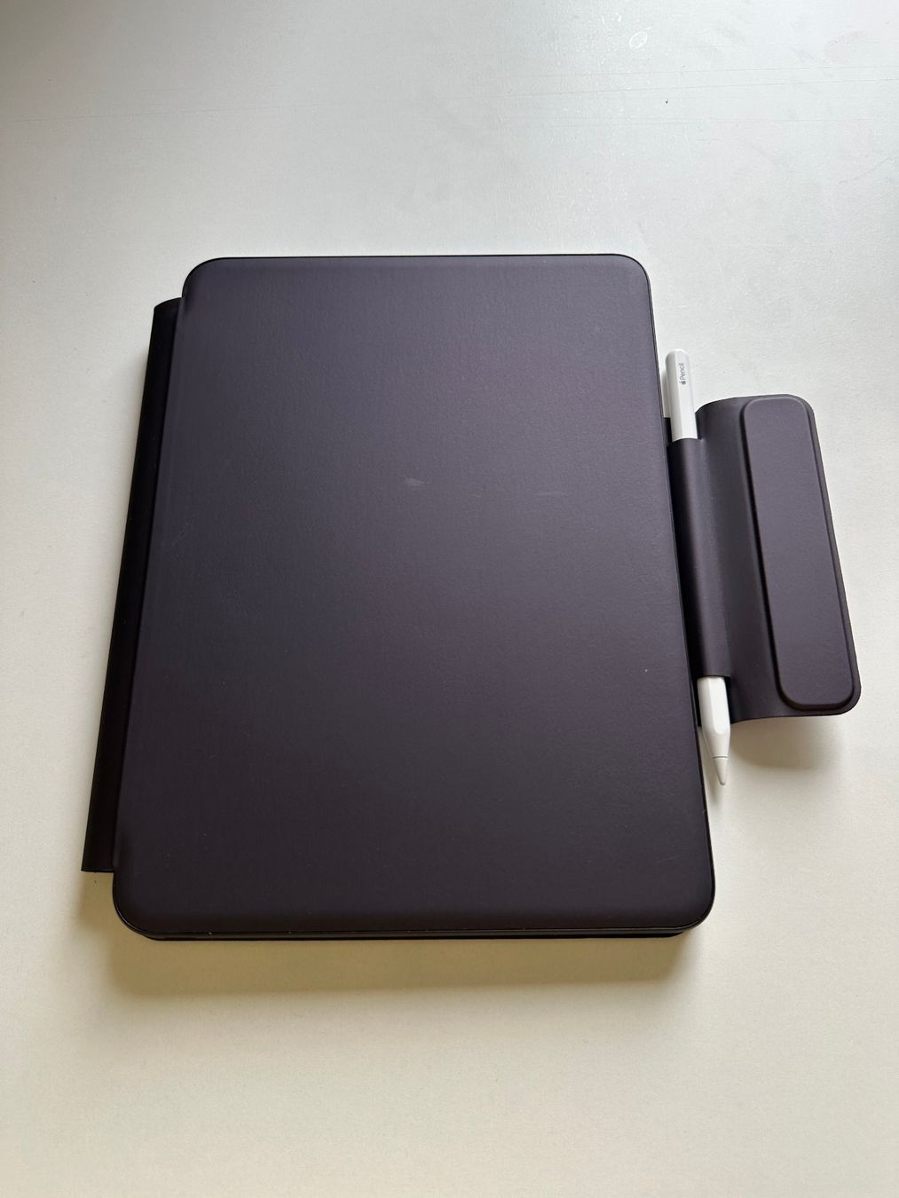 Typecase Floating Case für iPad Pro 11 (1./2./3./4. Gen.) (Gebraucht ...