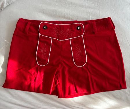 Trachtenhose in rot in Lederoptik Gr. 42