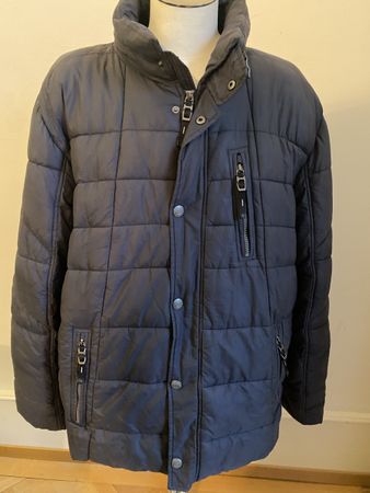 Black Sportswear Daunenjacke, Top Zustand!