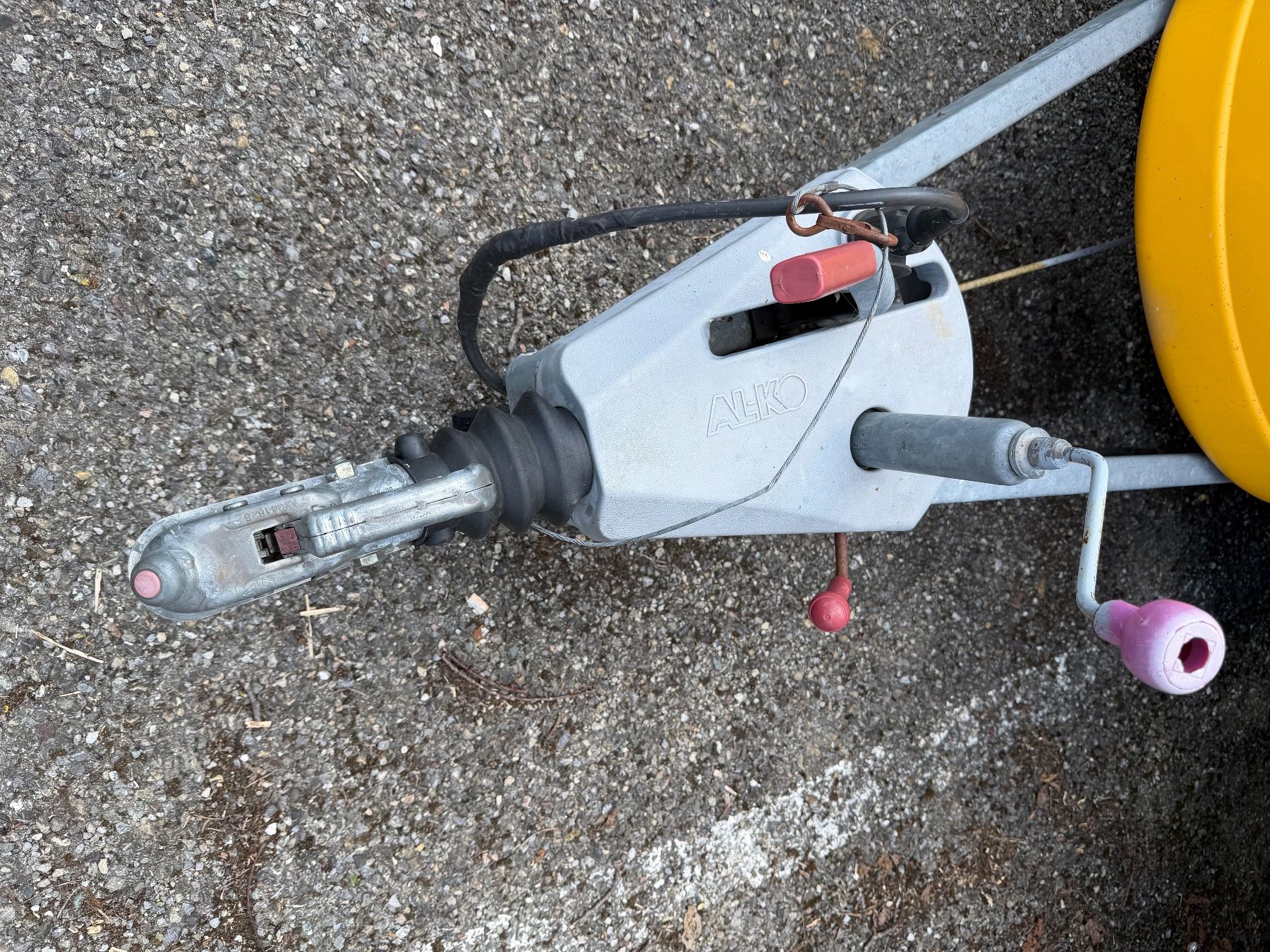 Tabbert Veicoli da campeggio: Tabbert 320 RS Trailer Wohnwagen guter Zustand – Usato da Winterberg ZH venduto da Chnoblibrot 9