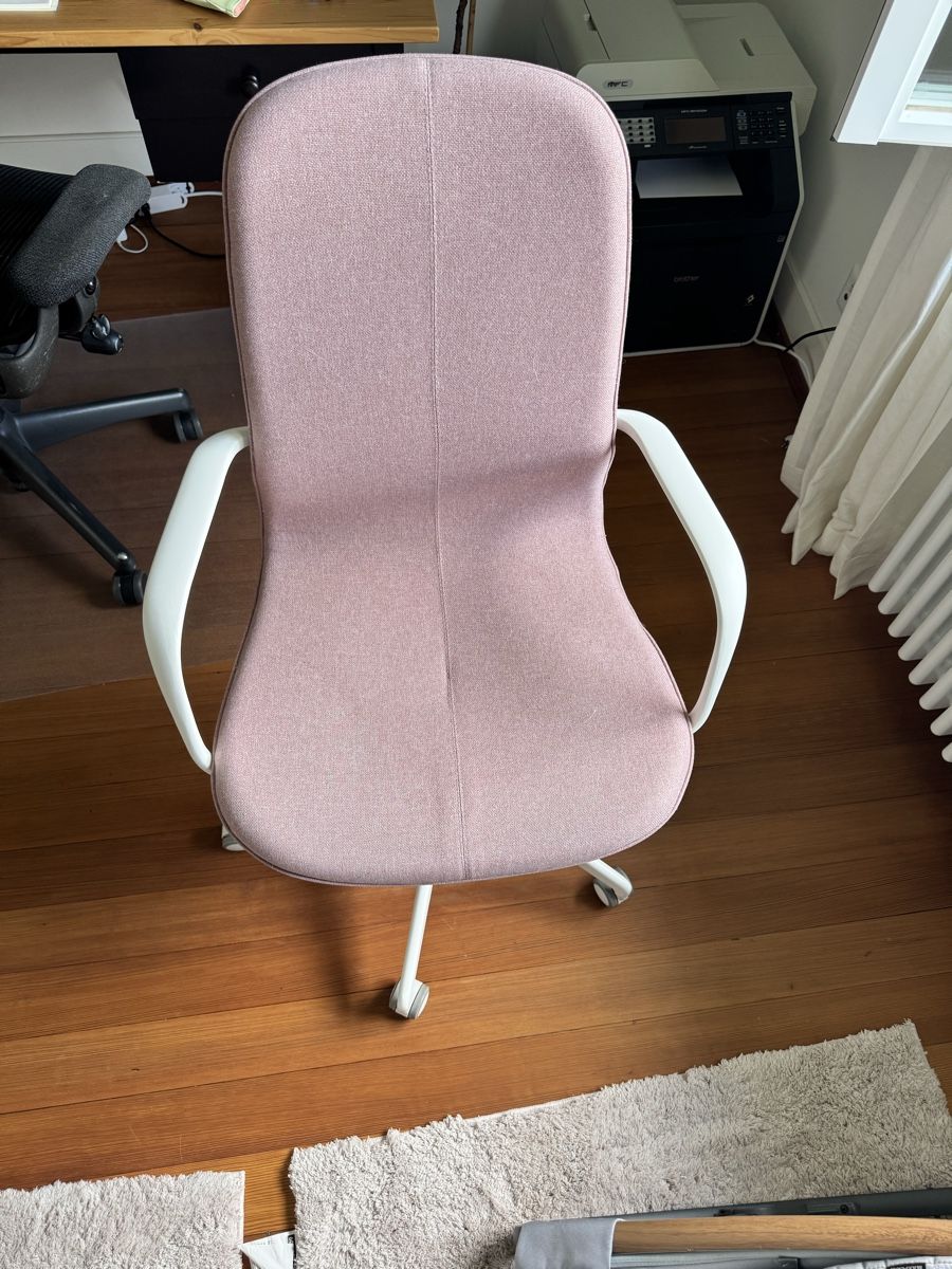 Ikea Chaises: IKEA Långfjäll Bürostuhl – D'occasion à Küsnacht ZH par Foggymoose