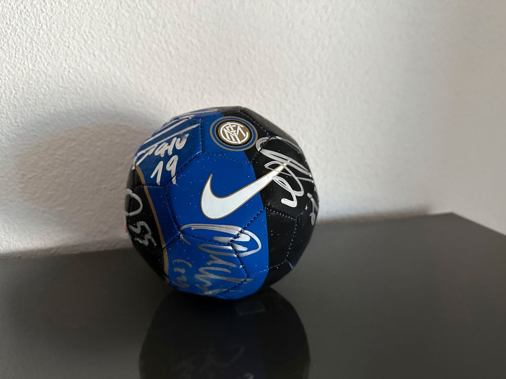 Autographed Soccer ball INTER Kaufen auf Ricardo