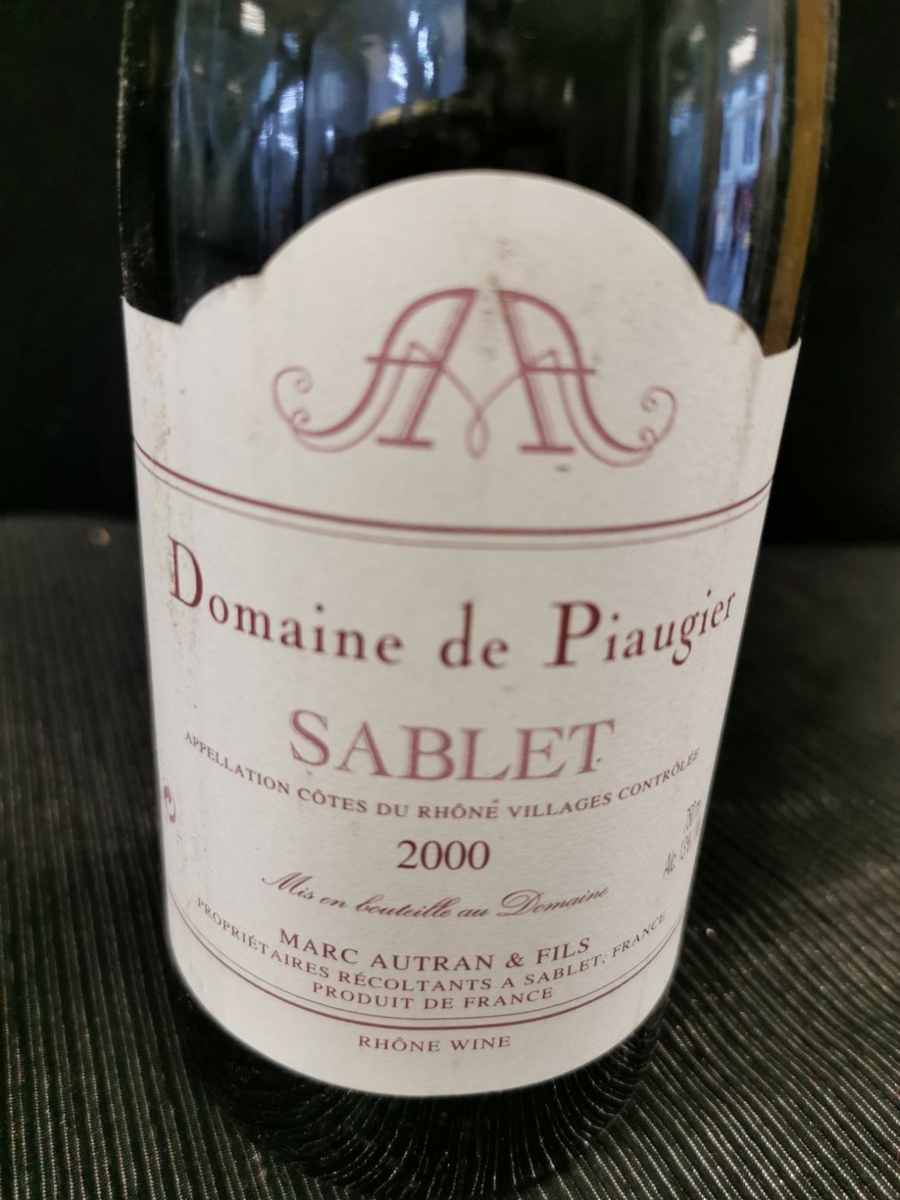 Wein: SABLET 2000 – Neu (gemäss Beschreibung) aus Genève von Leboucheoreilles 1