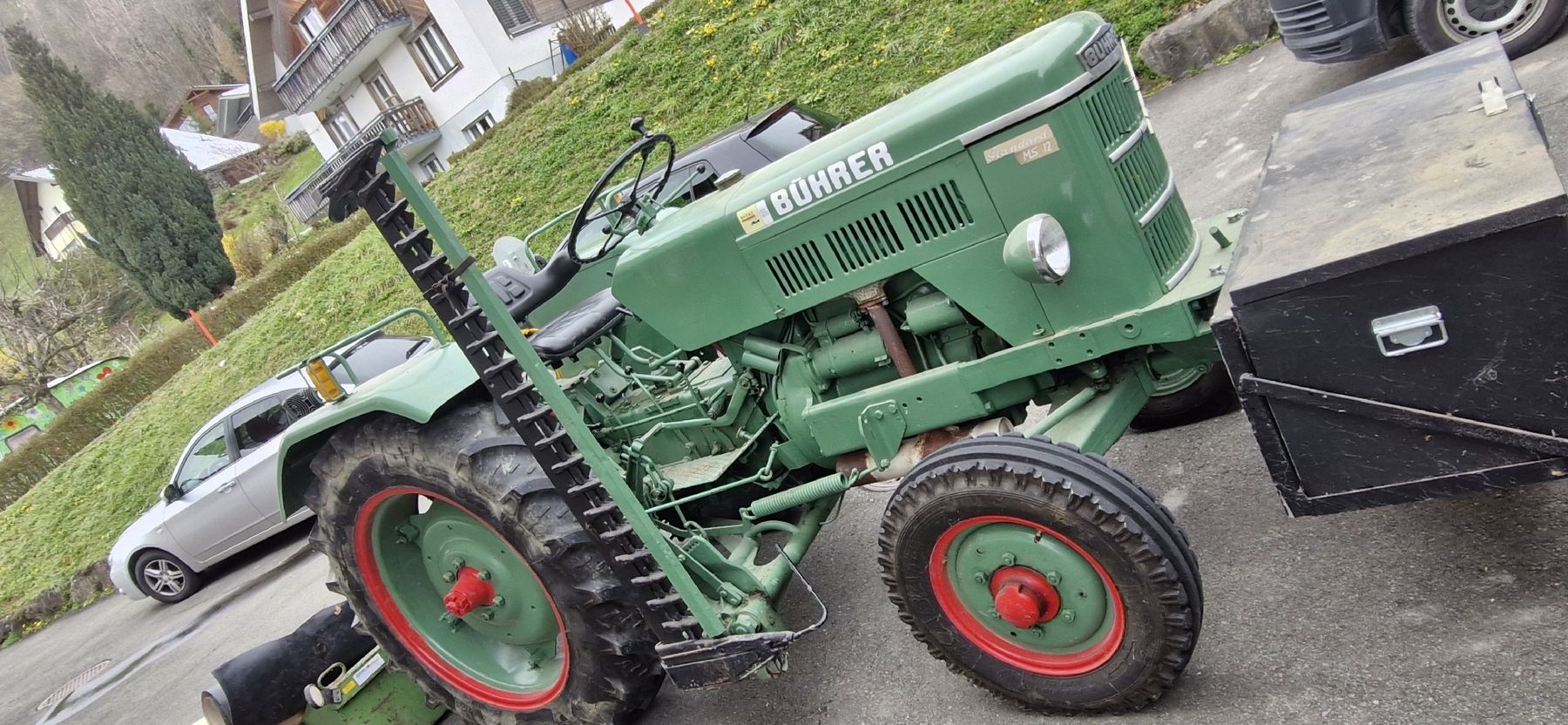Bührer Trattori: Bührer Ms12 – Usato da Giswil venduto da R-Buehrer