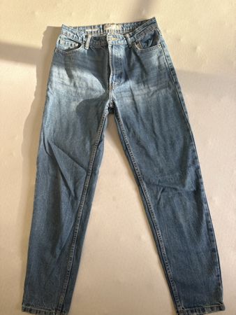 Bershka Mom Jeans Denim blau Grösse 34 guter Zustand