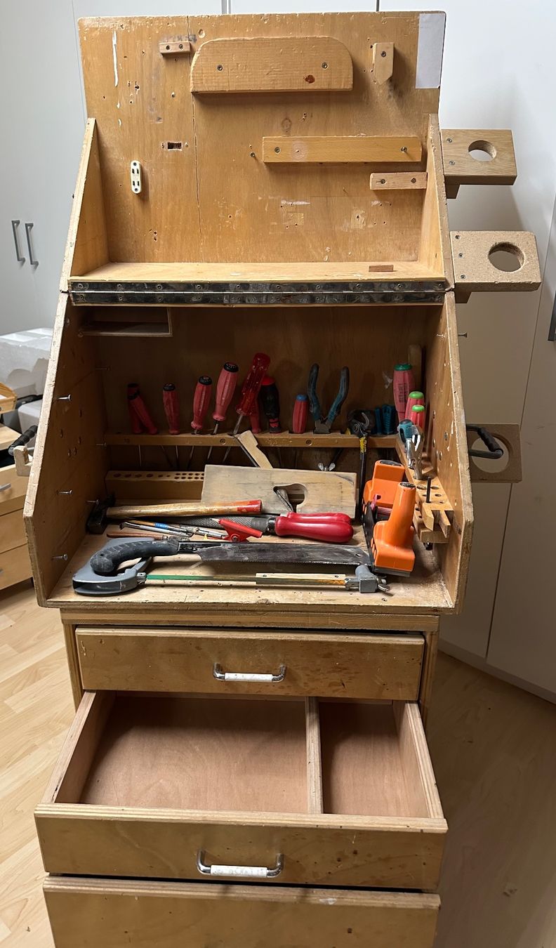 Armadi: Holz Werkzeugschrank – Usato da Brütten venduto da mir_8mgf 4