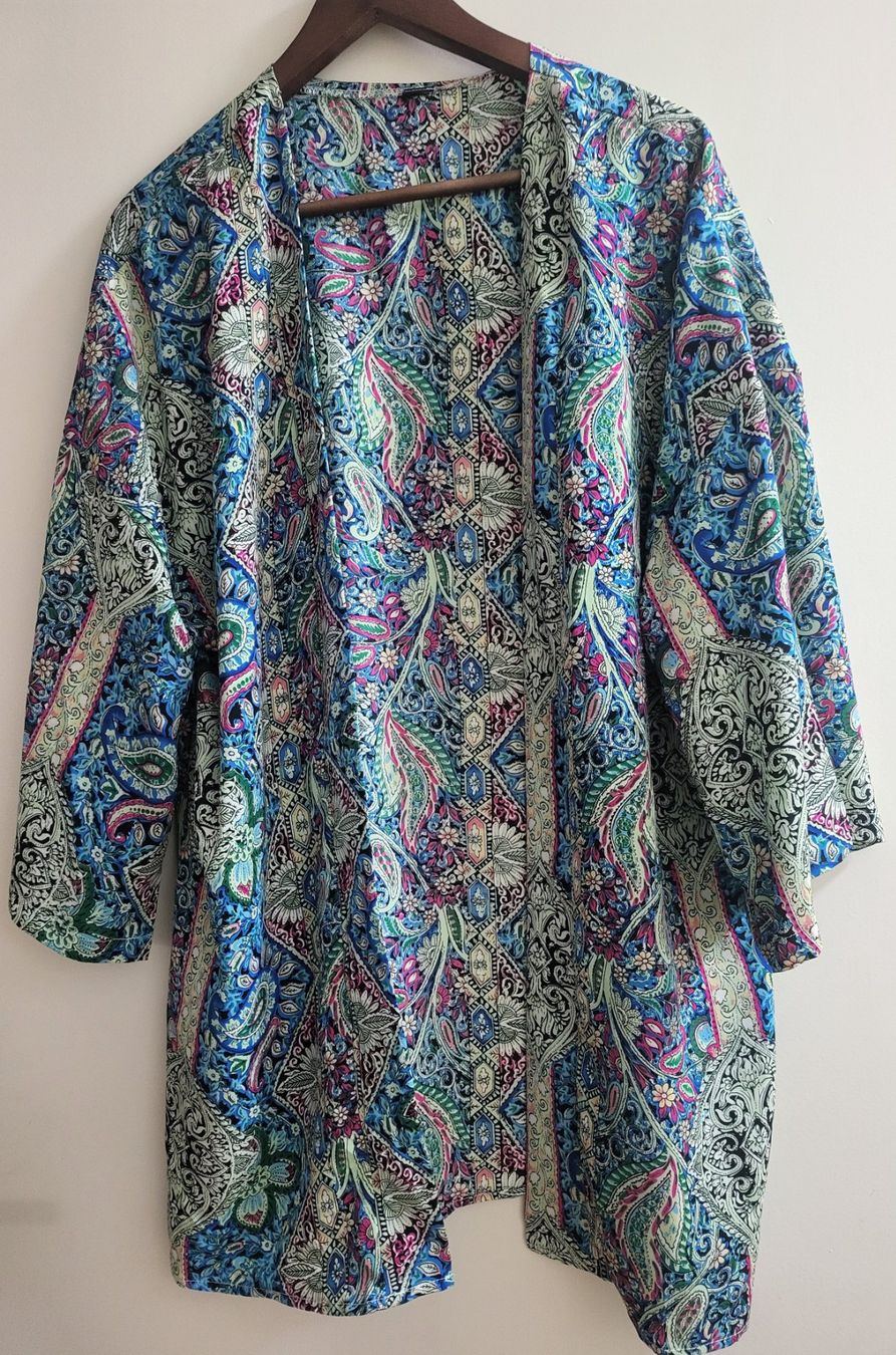 Internationale Kunst: Sommer Kimono,  Blaues Paisley Muster – Neu (gemäss Beschreibung) aus Basel von sci_67ms