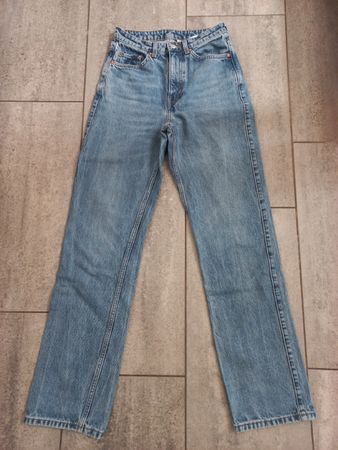 Jeans von Weekday Gr. 27/34