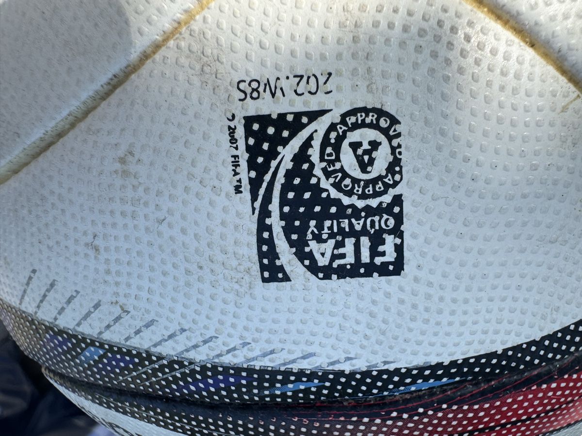 Adidas Palloni: Fussball Adidas Conextus Grösse 5 gebraucht – Usato da Zürich venduto da Orionos 4