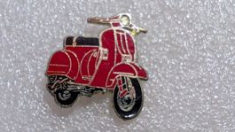 Ansteckpin 272: Motorrad Vespa