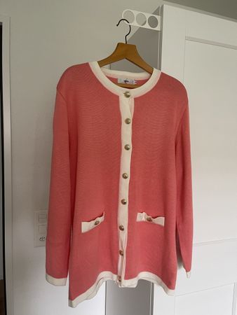 Damen Strickjacke rosa weiss mit Knöpfen guter Zustand