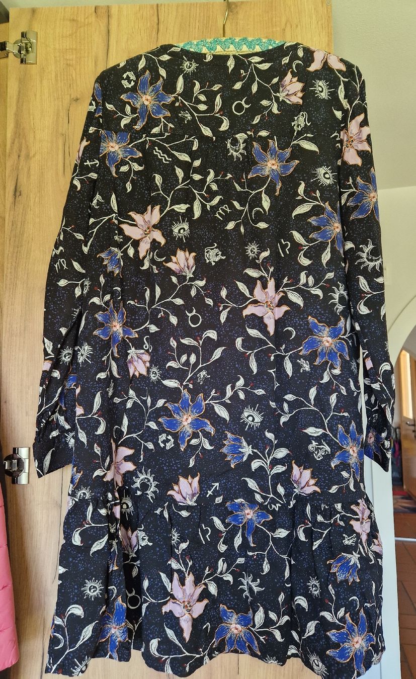 Cecil Robes: Cecil Kleid M – Neuf avec emballage d'origine à Lichtensteig par Cocabana_16 1