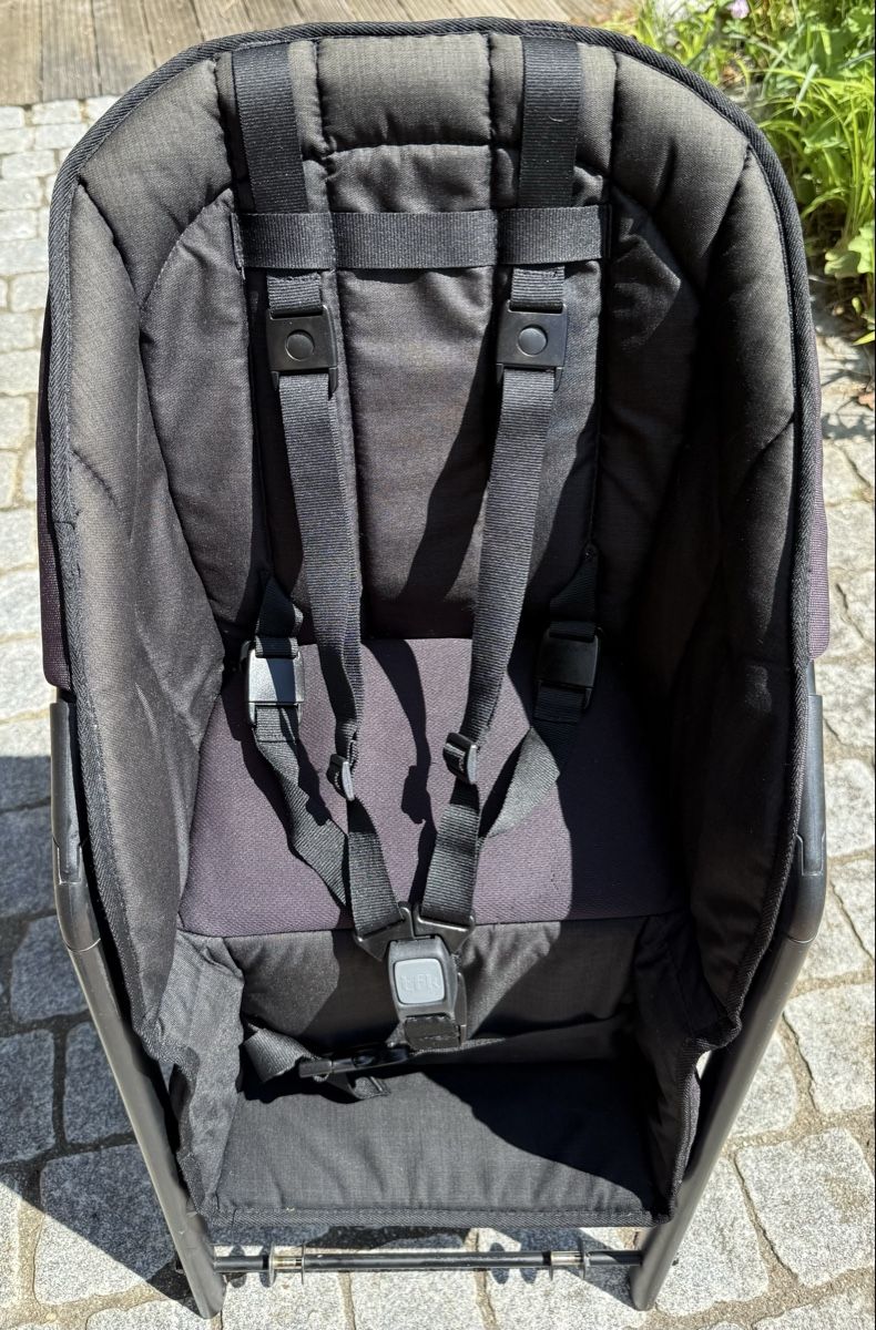 TFK Accessoires pour poussettes: TFK Shuttle / Zweitsitz Schwarz – D'occasion à Niederwil AG par ctmp