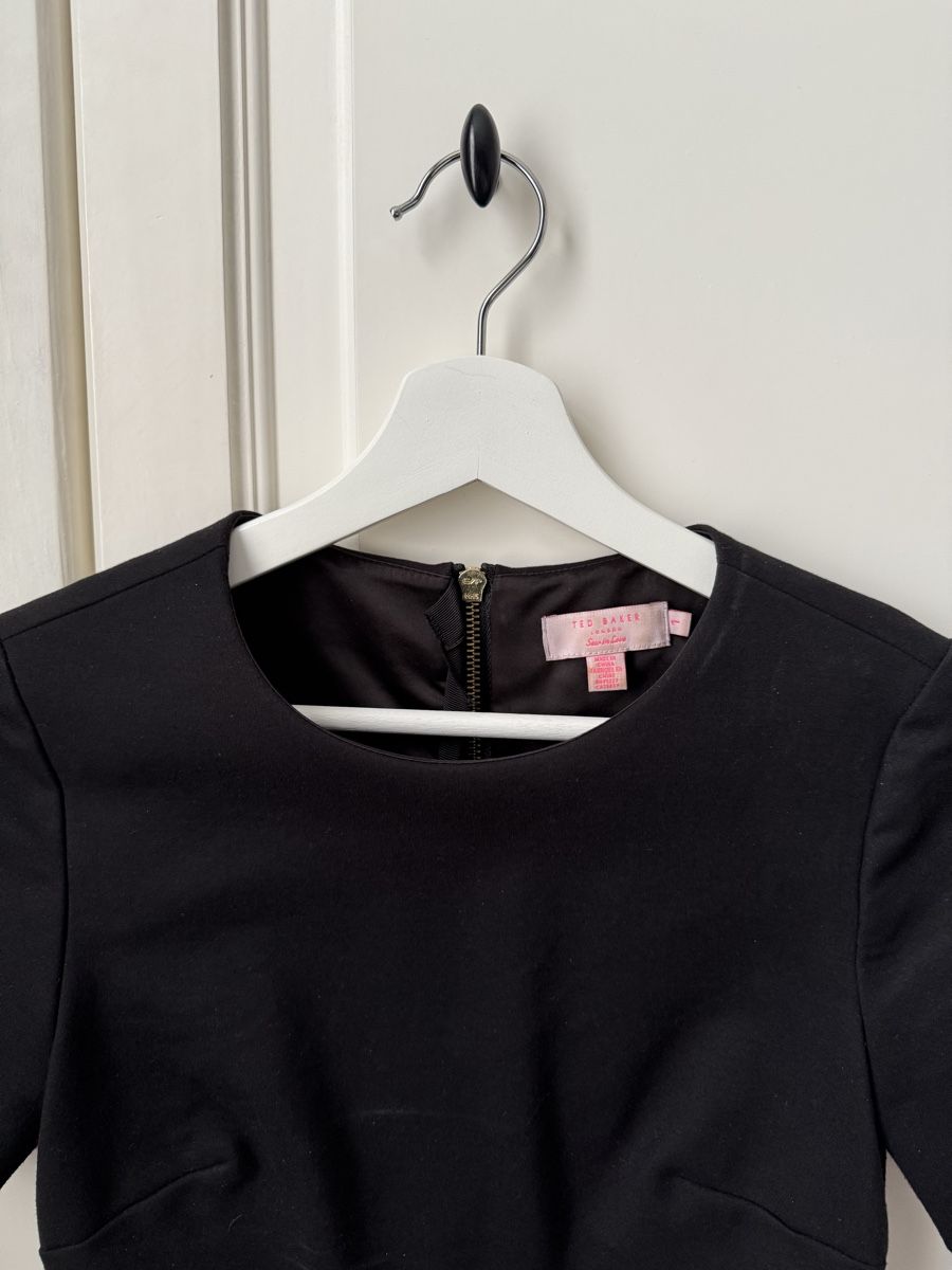 Top: Ted Baker cropped party top in perfect condition – Nuovo (secondo la descrizione) da Zürich venduto da eve_m2gr 1