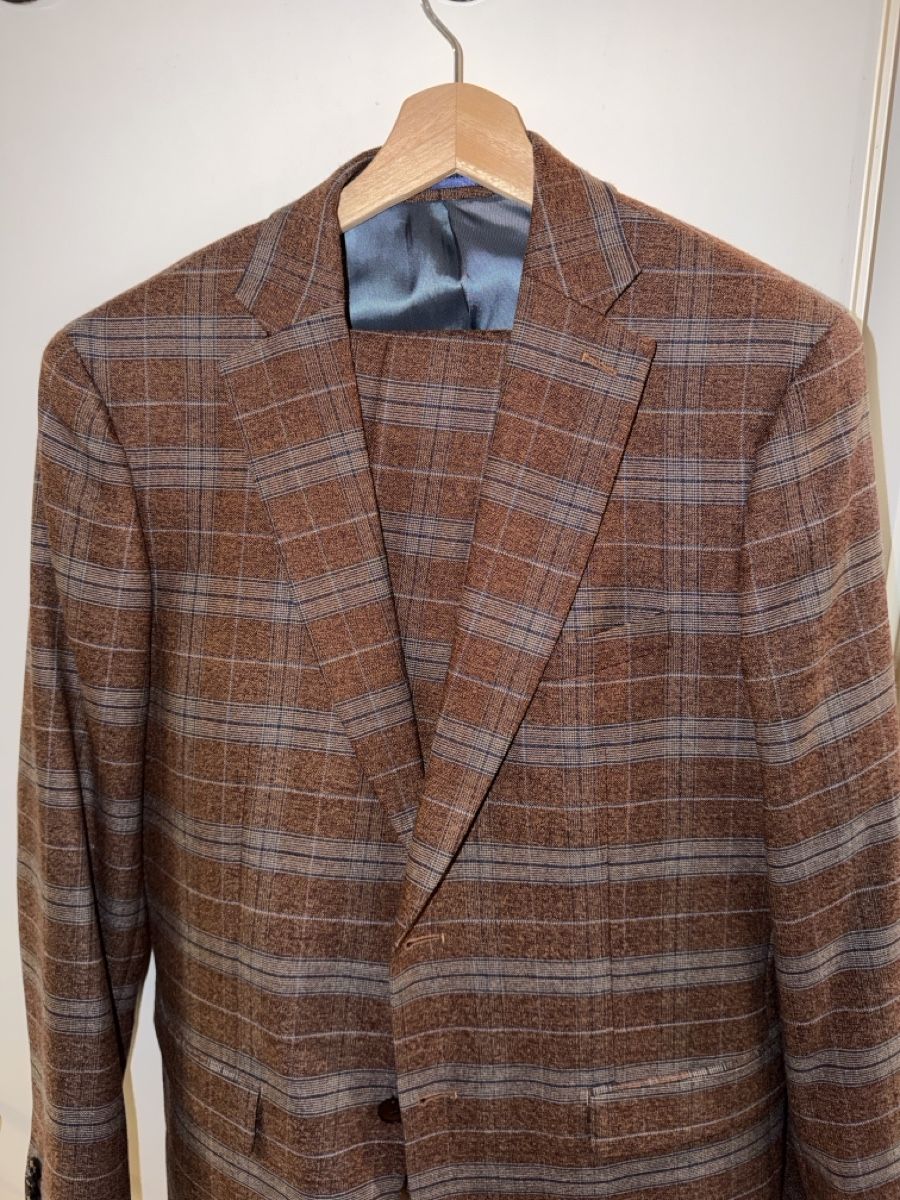 Completi, tute sportive e funzionali: WE suits used only one time – Usato da Zürich venduto da vik_qh22