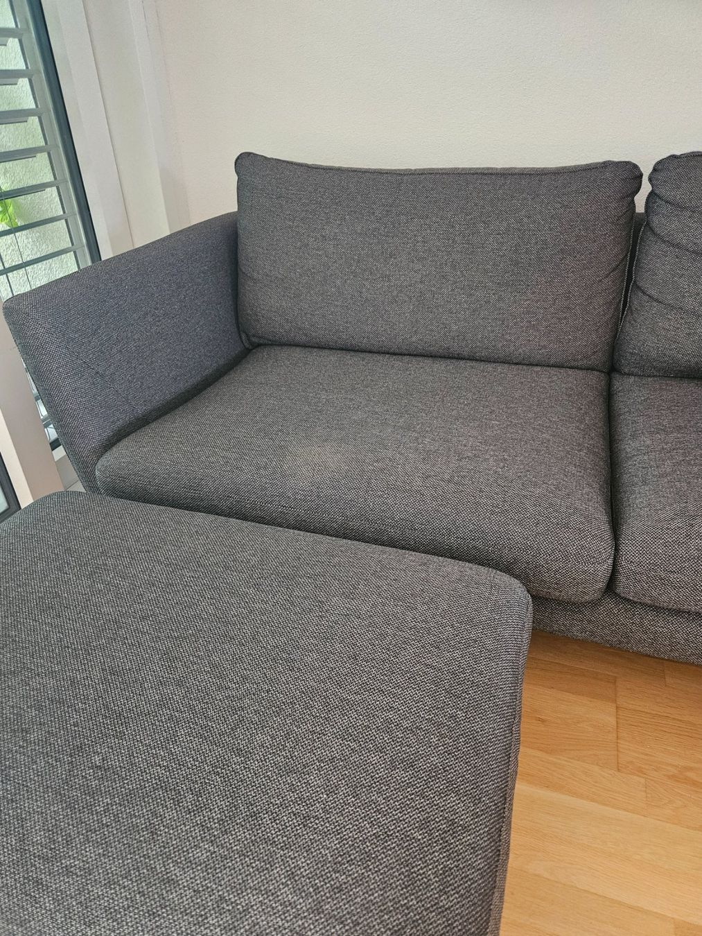 Sofas: 3-Sitzer Sofa inkl. Hocker – Gebraucht aus Dietikon von nat_6p98 2