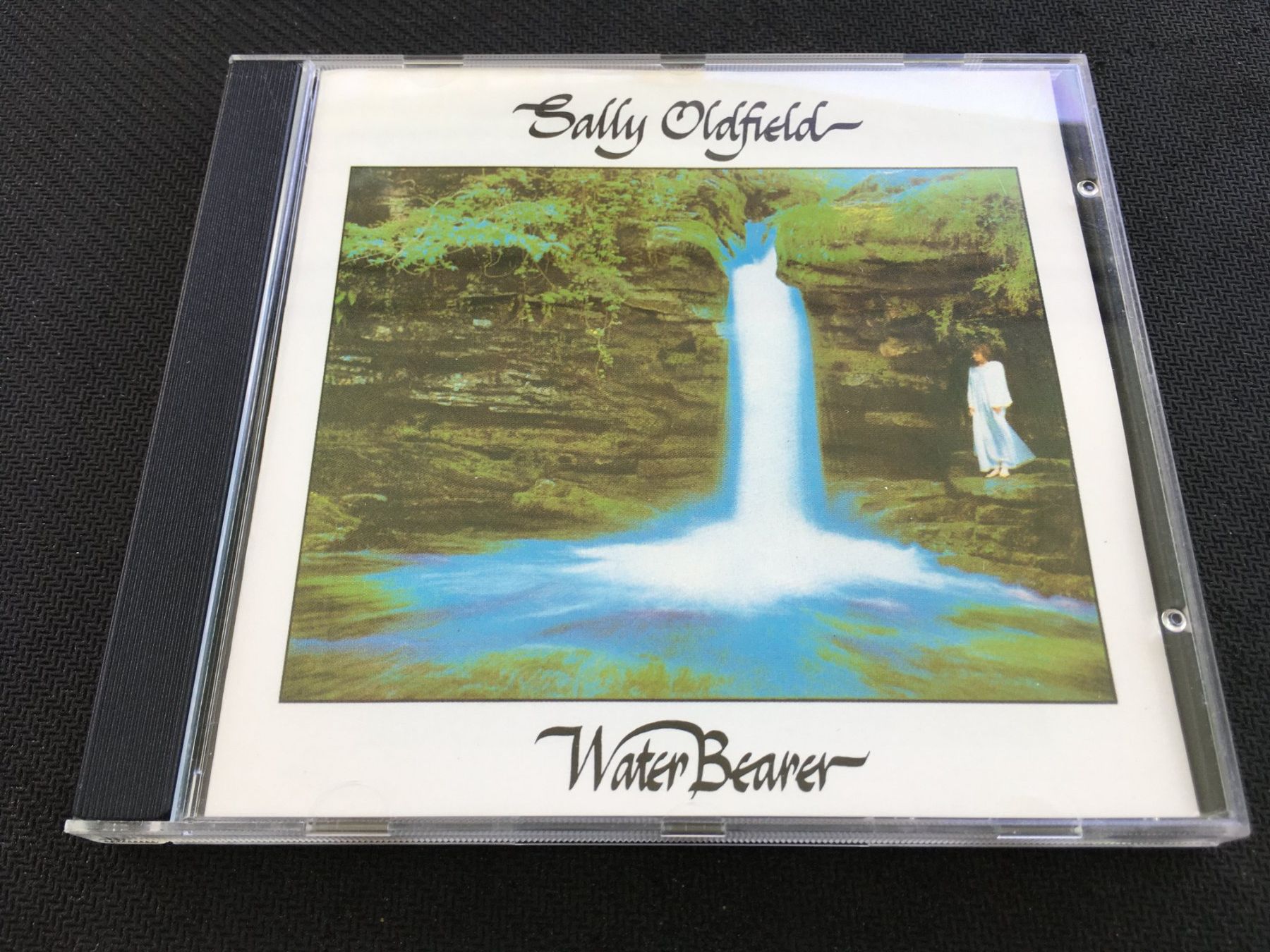 CD: Sally Oldfield - Water Bearer -CD- – Usato da St.Gallen venduto da MedienJoe