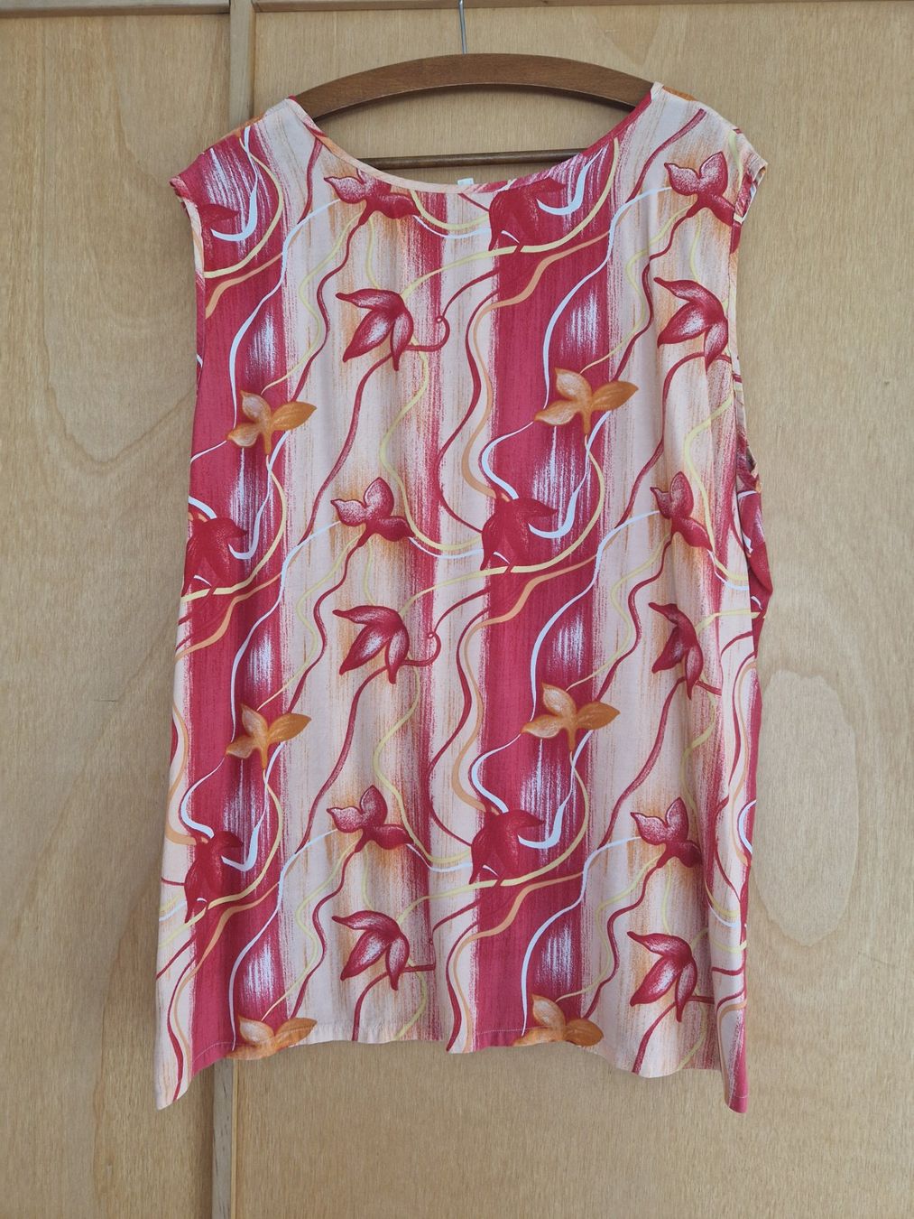 Tops: Sommerliches Top, Gr. 48 – Gebraucht aus Reinach AG von Goytan 1