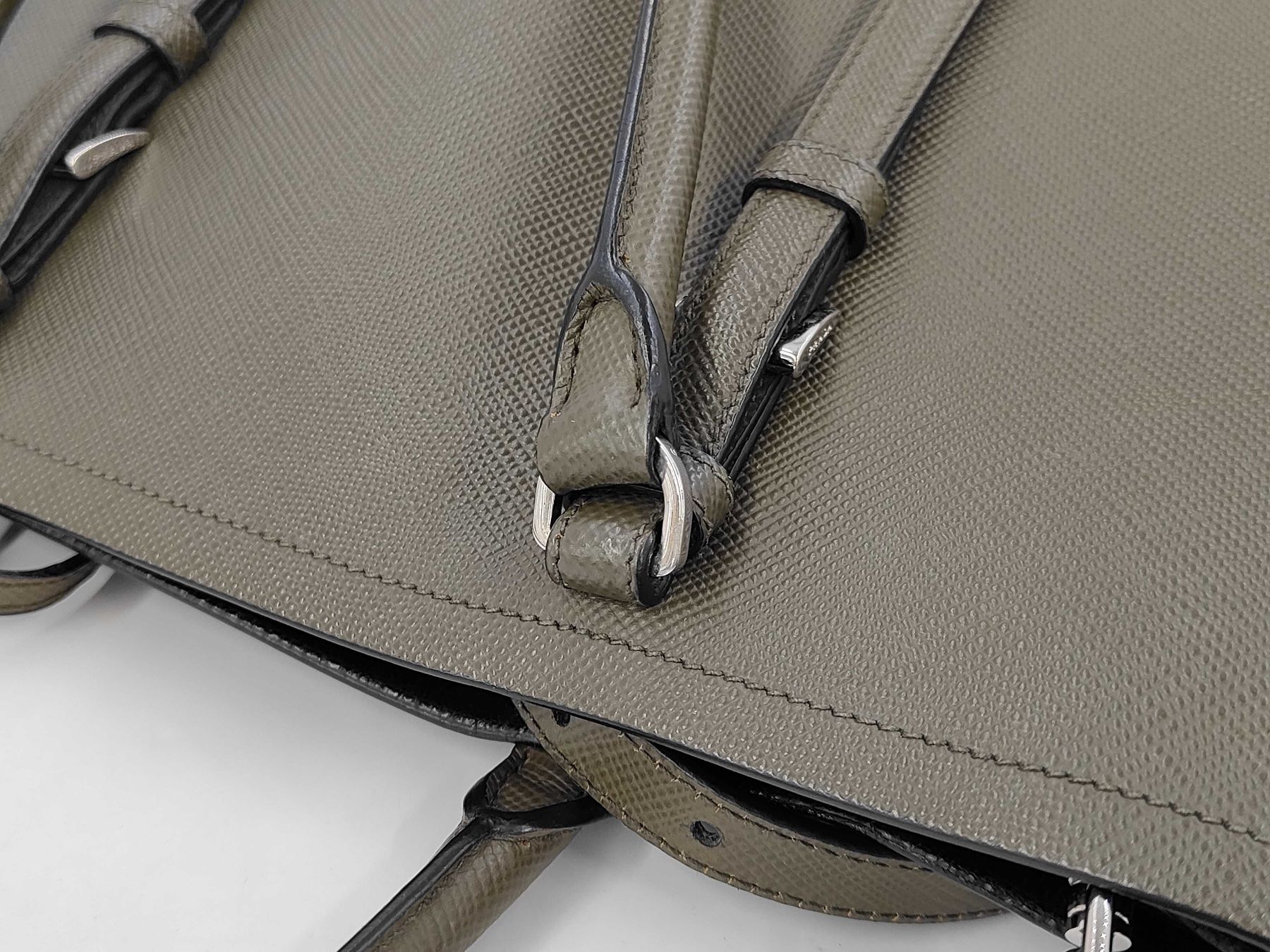 Prada Borse da donna: Prada Double Bag Khaki Neupreis CHF 4150 – Usato da St. Gallen venduto da Love_Luxury 5