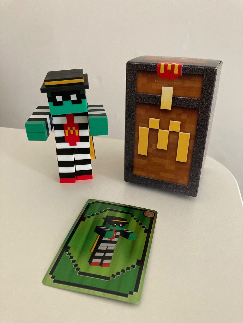 Mc Donald's Statuette: 4 figurines Minecraft McDonald's 2025 – Nuovo (secondo la descrizione) da Genthod venduto da daz_world 2