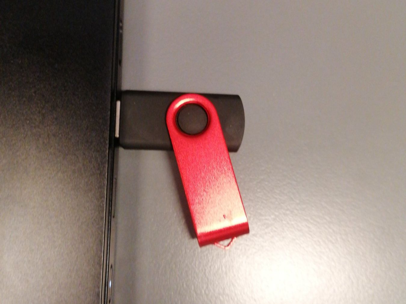 USB Sticks: USB Stick 16 GB – D'occasion à Muolen par Sil-Wiki 1