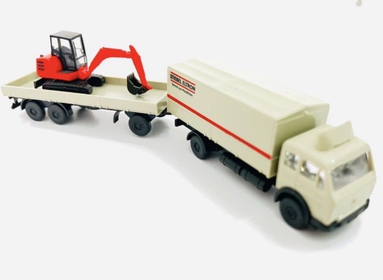 Modellini di ferrovie: LKW Stiebel Eltron + Bagger SPUR N #160 – Usato da Oberbuchsiten venduto da Orsetto24 1