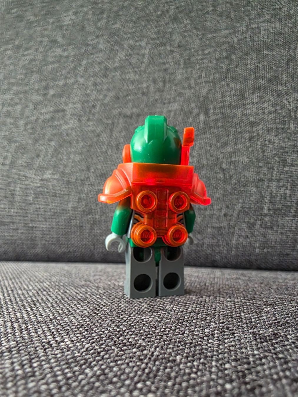 Lego Spielzeuge: LEGO Minifigur Aaron Fox Nexo Knights – Gebraucht aus Otelfingen von Schlaedde 3
